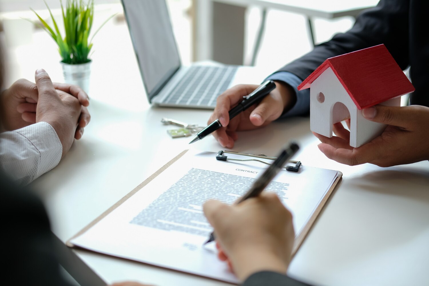 Salaire requis pour un prêt immobilier de 600000 euros : guide complet